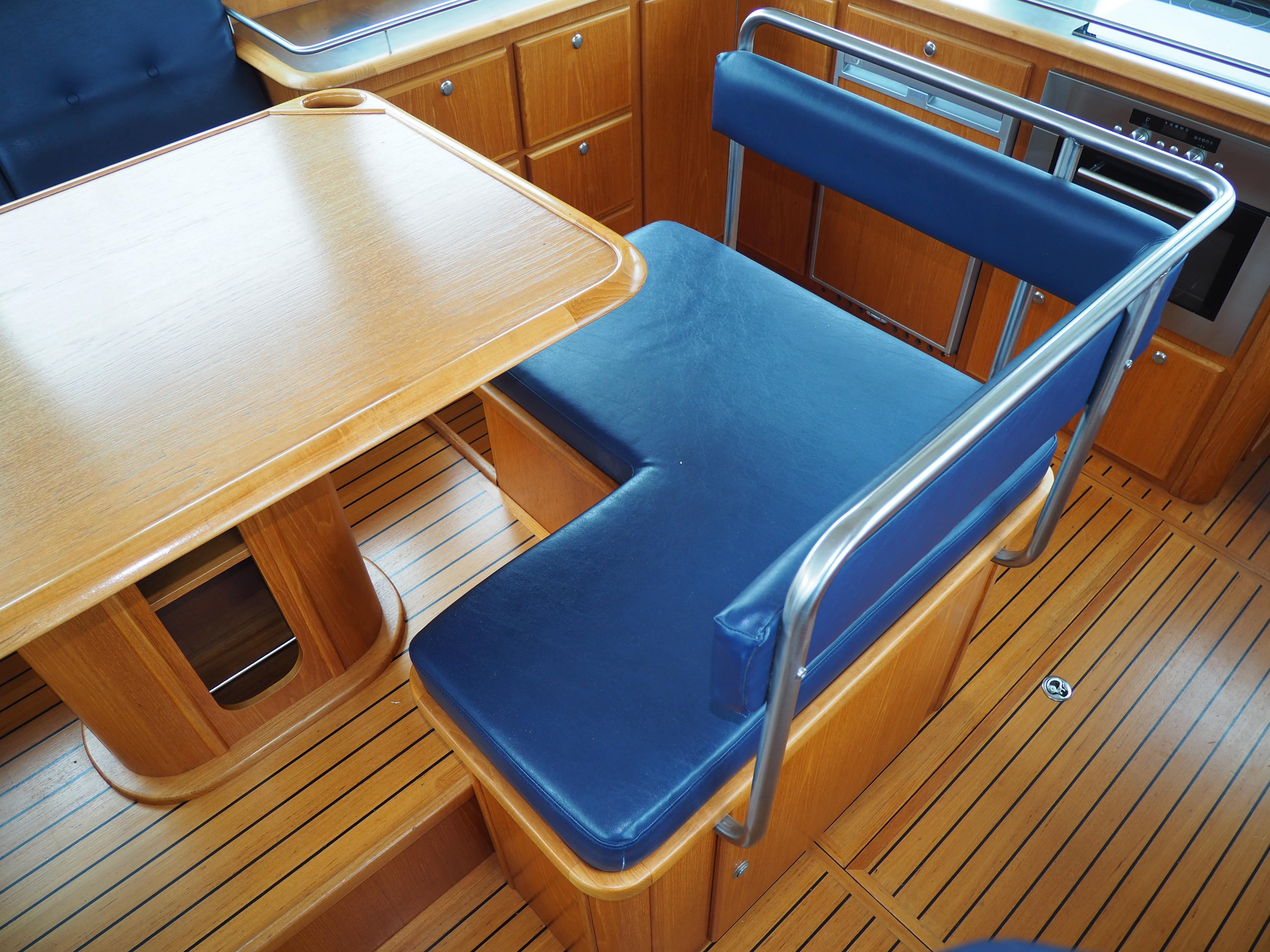 Stuurhuis, Accommodatie